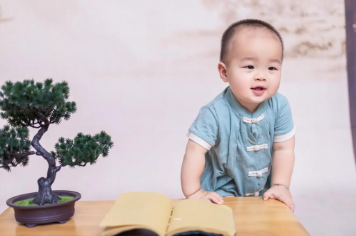 渭南宝宝爱吐奶是什么原因
