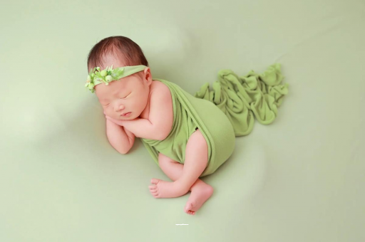 渭南宝宝趴着睡是积食吗 渭南宝宝趴着睡是积食吗